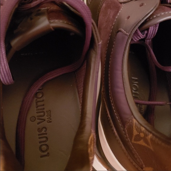 Authentic Louis vuitton shoes - Picture 13 of 13